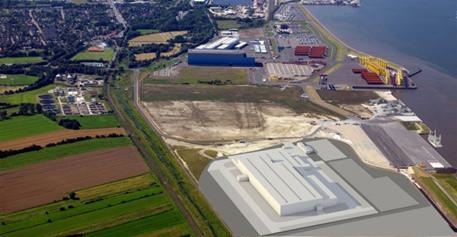 Das neue Siemens Werk in Cuxhaven: Ein Rendering gibt einen ersten Eindruck, wie sich die Windenergie-Maschinenhausfabrik im östlichen Hafengelände einfügt. - © Illu: Siemens