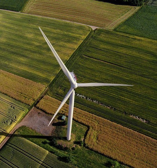 FWT 120-Meter-Turm | Ebenfalls neuer 120-Meter-Turm in klassischer Stahlzylinderbauweise des Rheinland-Pfälzer Windturbinenbauers FWT.