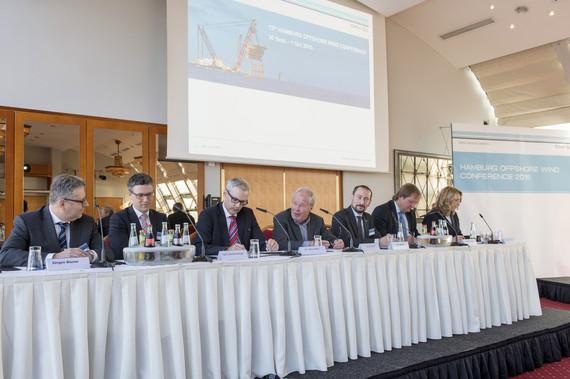 Eröffnungssession der 13. Offshore-Konferenz des DNVGL in Hamburg.