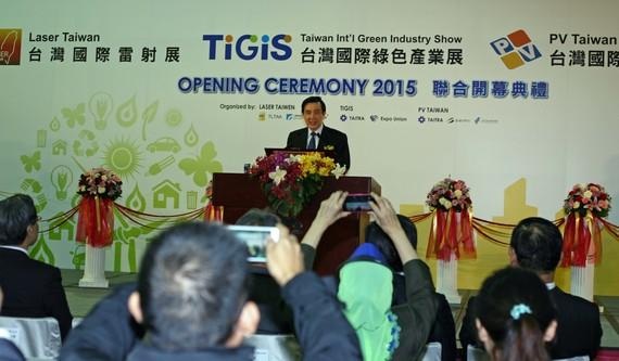 Taiwans Präsident Ying-Jeou Ma eröffnete heute die drei Messen Taiwan International Photovoltaik Exhibition, Taiwan International Green Industry Show und die Laser Expo Taiwan.