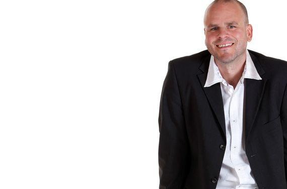 Bernd Weidmann | Bernd Weidmann ist Geschäftsführer des Gelnhausener Internetdienstleisters WIV. WIV betreibt als Spezialdienstleistung außerdem den Gebraucht-Windenergieanlagen Marktplatz Wind-Turbine.com. Und Weidmann ist der Erfinder und mit dem Berliner Veranstalter Spreewind gemeinsamer Initiator des Wind Website Award. Der Preis wird im November 2016 zum zweiten Mal verliehen.