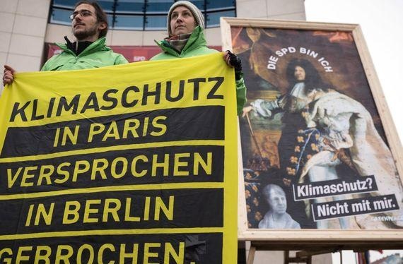 Demonstranten gegen Gabriel