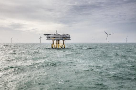 Dan Tysk | Windkraft-See in Bewegung. Hier im Windpark Dan Tysk in der Nordsee, künftig aber auch in anderen Regionen in und außerhalb Europas. - © Vattenfall/Dan Tysk/Ulrich Wirrwa