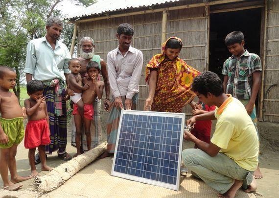 Solaranlage für die Menschen in Bangladesch - das hilft dem Klima und den Menschen vor Ort.