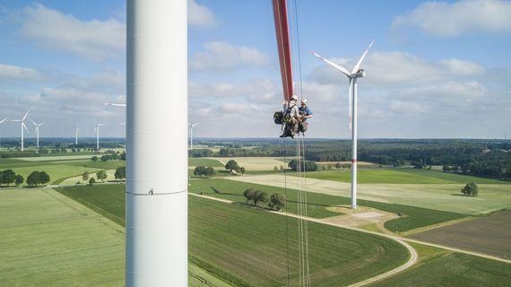 Rotorblattservice kann das Leben der Flügel verlängern.