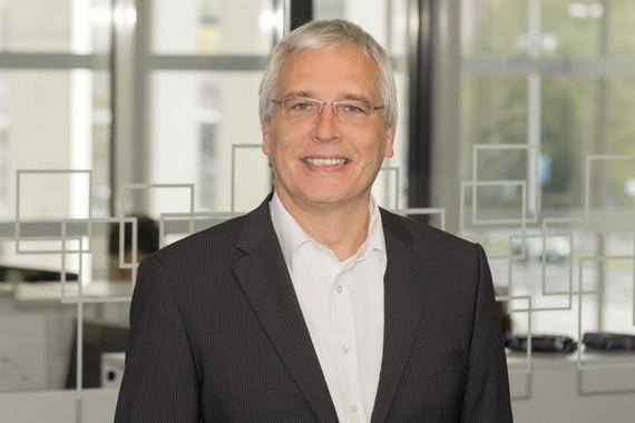 Torsten Bischoff, Energieexperte bei Trianel, sieht den schleifenden Netzausbau als Herausforderung für die Energiewende.