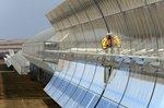 Spiegel des solarthermischen Kraftwerks Andasol in Spanien. Das Projekt wurde von Solar Millennium realisiert. Zwischenzeitlich ging die Firma Pleite. - © Langrock/Solar Millennium