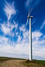 Vestas Ontario Kanada | A Vestas 1.6 megawatt turbine in Ontario. The Danes are also looking to expand business in Ontario this year, with 55 turbines being set up in the Lake Erieau and Lake East St. Clair projects. - © Vestas