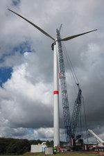 Prototyp FL-3000-120 | Der Prototyp der Drei-MW-Anlage des früheren Turbinenherstellers Fuhrländer: Mit Kompaktgetriebe und 120-Meter-Rotor. ins Binnenland. Die Regie des Prototypenbetriebs führen wohl W2E und Winergy.