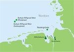 Nordergründe - Lageplan | Der ca. 14 km östlich von Wangerooge gelegene geplante Windpark Nordergründe befindet sich innerhalb der 12-Meilen-Zone. Der ebenfalls vom Energiekontor geplante Park Borkum Riffgrund West liegt dagegen in der ausschließlichen Wirtschaftszone und stellt für den Vogelflug laut BUND keine vergleichbare Gefahr dar.