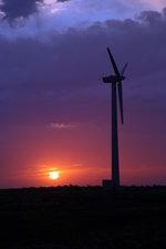 Vestas V27 Swift Sandia | Bewährte Technik für Afrika. Bisher waren alte Anlagenmodelle wie die Vestas V27 vor allem beliebt bei Forschungsinsituten. Diese Turbine steht in Texas auf dem Testgelände der Sandia National Laboratories.