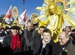 Gabriel, Trittin, Kühnast, Gysi, Demo in Berlin 2012 | Im Jahr 2012 demonstrierte Sigmar Gabriel noch für den Ausbau der Erneuerbaren. Ein Jahr später betätigt erst im Ministeramt höchstselbst die Bremse. Inzwischen ist er zum Modernisierungsgegner mutiert. - © BSW Solar/Langrock