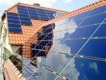 PV Anlage | Zwei Drittel aller Hausbesitzer in Deutschland würden es akzepieren, wenn die Gebäudeeigentümer bei der Energiewende stärker in die Pflicht genommen würden. - © Foto: Dachdeckerei Andreas Sauer