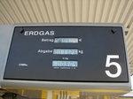 _solarfuel_audi | Sonnenaufgang überm Erdgasnetz: Audi will mit dem Modell kohlendioxidneutrale Mobilität soviel Solarfuel-Methan einspeisen wie Kunden Erdgas an Zapfsäulen tanken.