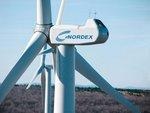 Nordex-Turbine - Windpark USA | Nordex freut sich über deutlich mehr Aufträge und einen gewachsenen Umsatz im ersten Quartal. Demgegenüber steht ein Konzernverlust von 1,8 Millionen Euro. Die EBIT-Marge von vier Prozent aus dem Vorjahr soll aber stabil bleiben. - © Foto: Nordex SE