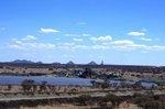 Südafrika Bergbau Solarpark | Der Bergbau in netzfernen Gebieten ist eines der erfolgreichsten Segmente bei der Vermarktung von Offgridanlagen. Doch hier zahlt sich die Nutzung innovativer Technologien vor allem bei den Unterkostruktionen aus. Denn oft exisitiert das Bergwerk nicht so lange wie die Photovoltaikanlage – ein Risiko für den Betreiber. - © CRONIMET Mining Power Solutions GmbH