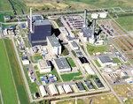 Brunsbuettel | The shutdown of German nuclear plants, such as here in Brunsbüttel, will reduce dispatchable capacity in Germany, which also seems poised to ramp down its coal plants over the midterm. There is no consensus about how the country can best ensure backup capacity.