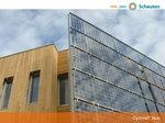 Scheuten Solar hatte sich mit solaren Glasfassaden auf gebäudeintegrierte Photovoltaik spezialisiert.