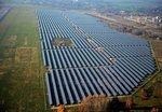 PV-Kraftwerk Werneuchen | Wie die Photovoltaikanlage in Werneuchen sollte auch das Projekt in Neuhardenberg auf dem Gelände eines ehemaligen Flugplatzes entstehen. Solahybrid hat schon 7,5 Millionen Euro in die Projektplanung investiert.