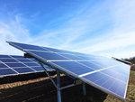 Deutschland Solarpark Allendorf | Ein Geschäftsmodell für stromintensive Unternehmen: Aufgrund des hohen Eigenverbrauchsanteils ist der Solarpark auch komplett ohne Einspeisevergütung wirtschaftlich.