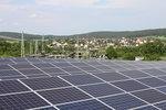 Bayern Solarpark Sesslach | Die Solaranlage im bayerischen Seßlach ist ein Projekt, für das IBC Solar in der vierten Ausschreibung eine Marktprämie gewonnen hat. Die Anlage ist schon seit Mai 2017 am Netz.