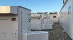 Großspeicher Pelham Batteriewechselrichter | Insgesamt 26 riesige Batteriewechselrichter sorgen dafür, dass der Strom netzkonform eingespeist wird.