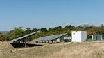 Sanedershäuserberg 1.500 Volt Hochvolt | Der Solarpark auf dem Sanderhäuser Berg in Niestetal ist die erste Hochvoltanlage von IBC Solar in Deutschland und gleichzeitig ein Praxistest für den 1.500-VoltStringwechselrichter von SMA. - © IBC Solar