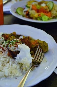 In Deutschlands ältestem Vegetarier-Restaurant - das Hillers in Hannover - schmeckt es auch ohne Fleisch.