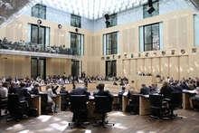 Sitzung Plenarsaal Bundesrat | Bundesratssitzung - © Foto: Bundesrat / Peter Wilke