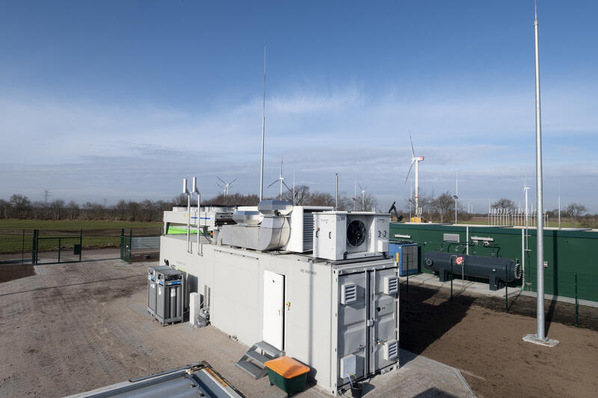 Neue Elektrolyseanlage Haurup bei Flensburg, an der Greenpeace Energy beteiligt ist.