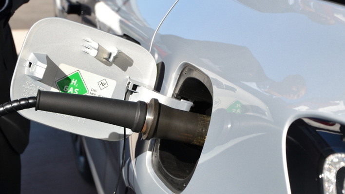 Wasserstoff wird nur dann klimaneutral, wenn er mit Sonnen- oder Windstrom hergestellt wird. Aber auch der Transport und seobst die Verwendung fließen in die Betrachtung der Prüfer des TÜV Rheinland mit ein.