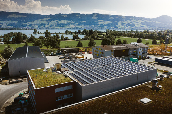 IBC Solar Anlage in der Schweiz.