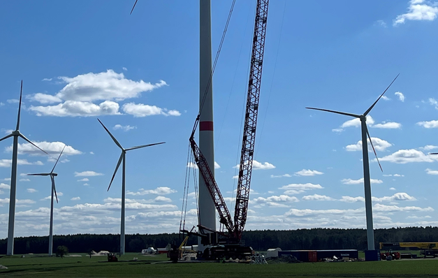 Das Repowering-Projekt Woskow: Repower-Anlagen werden durch Vestas V136 ersetzt.  