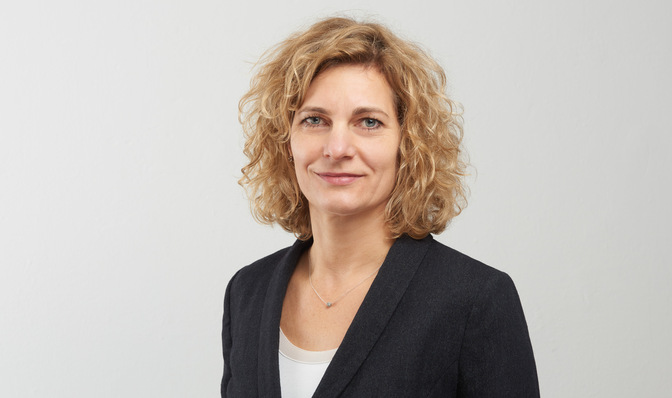 Manuela Nissen ist bei Baywa r.e. für die Entwicklung des Geschäfts mit PV-Wind-Kombianlagen zuständig.