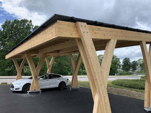 Die ersten INNOVENTUM Solar Carports wurden im Auftrag von UNIDO für die Klimakonferenz in ­Marrakesch entwickelt. Die neuesten Modelle sind sowohl für Privatpersonen als auch für Unternehmen geeignet. 