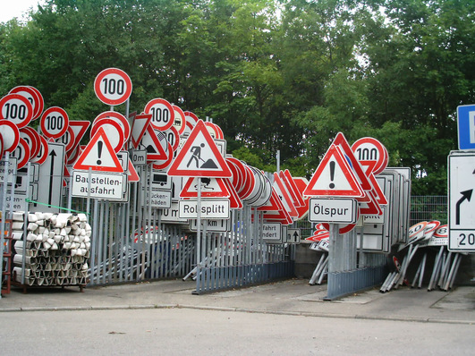 Zu wenig Schilder für ein Tempolimit?