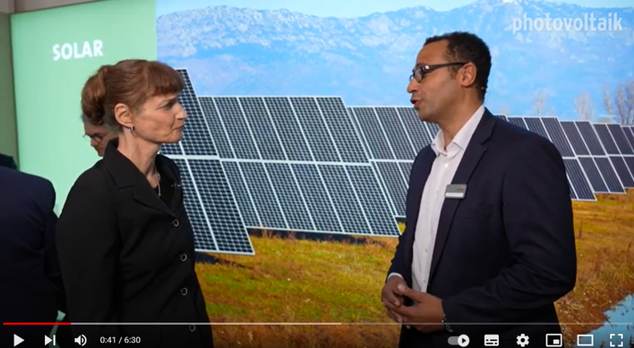 Patrik Fischer von Abo Wind auf der Intersolar. 