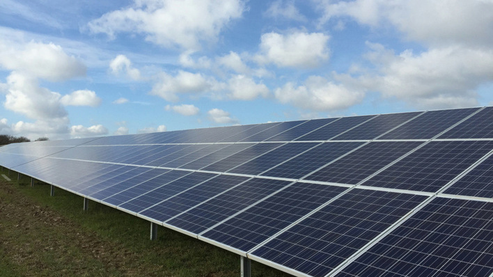 Solaranlagen sind bei institutionellen Investoren gefragt - selbst im regnerischen England.