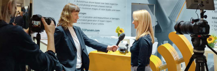 Videodreh mit TOPseven auf der Wind Energy Hamburg. 