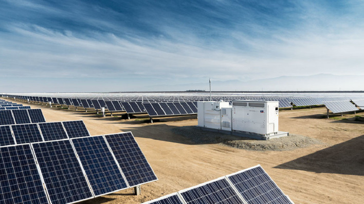 Die Geräte vom SMA wandeln den Gleichstrom von etwa 1.400 Solarparks in den USA und Kanada in Wechselstrom um.