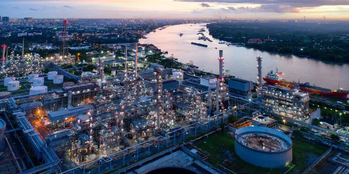 Energiesparen lautet die Devise für Industrieunternehmen, Energieeffizienz ist eine Aufgabe, für die es gute Digitalisierung braucht.