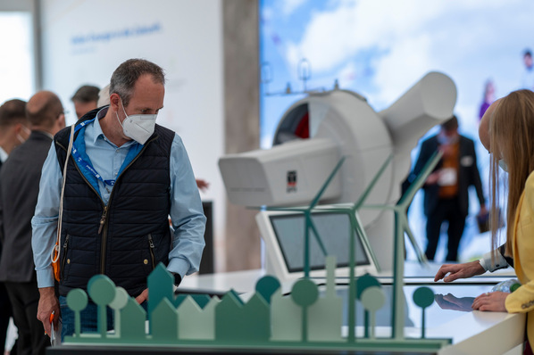 Ganzheitliche Nutzung des deutschen Windenergiestroms - versinnbildlicht auf der Messe Husum Wind 2021