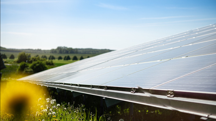 Sunnic Lighthouse, eine Tochter von Enerparc, liefert den Solarstrom nach vorher festgelegtem Fahrplan.