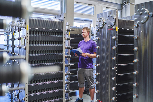 Produktion von Elektrolyseuren bei Siemens Energy