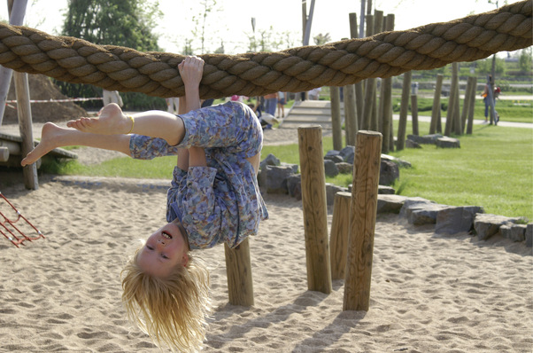 Größtmögliche Flexibilität, hoch, runter, vor und zurück, über stabile Leitungen: So wie sie hier soll Elektrizität im Smart Grid unterwegs sein.