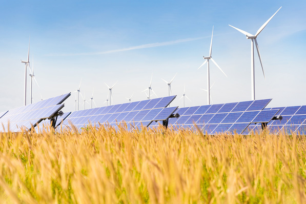  Solar- und Windausbau boomen weltweit.
