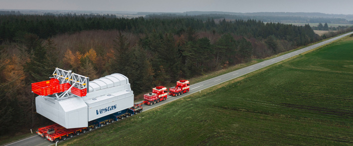 Transport der V236-15MW Nacelle zur Prototyperrichtung am dänischen Teststandort Østerild im November 2022
