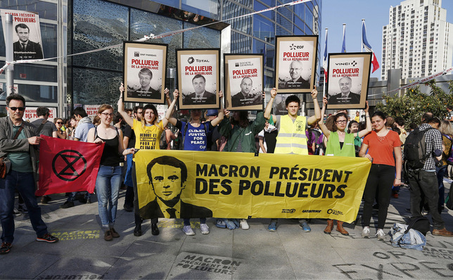 Protest von Extinction ­Rebellion gegen die  Energiepolitik Macrons