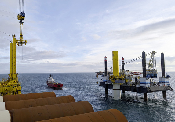 Das erste Fundament für Borkum Riffgrund 3 ist installiert.