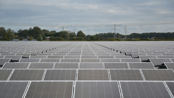 Die großen Gewerbedächer haben ein riesiges Potenzial für den Bau von Solaranlagen.